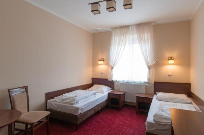Hotel Grant Лешно Стая снимка