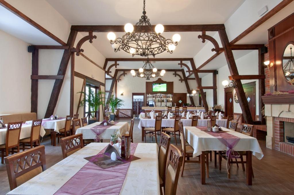 Hotel Grant Лешно Екстериор снимка